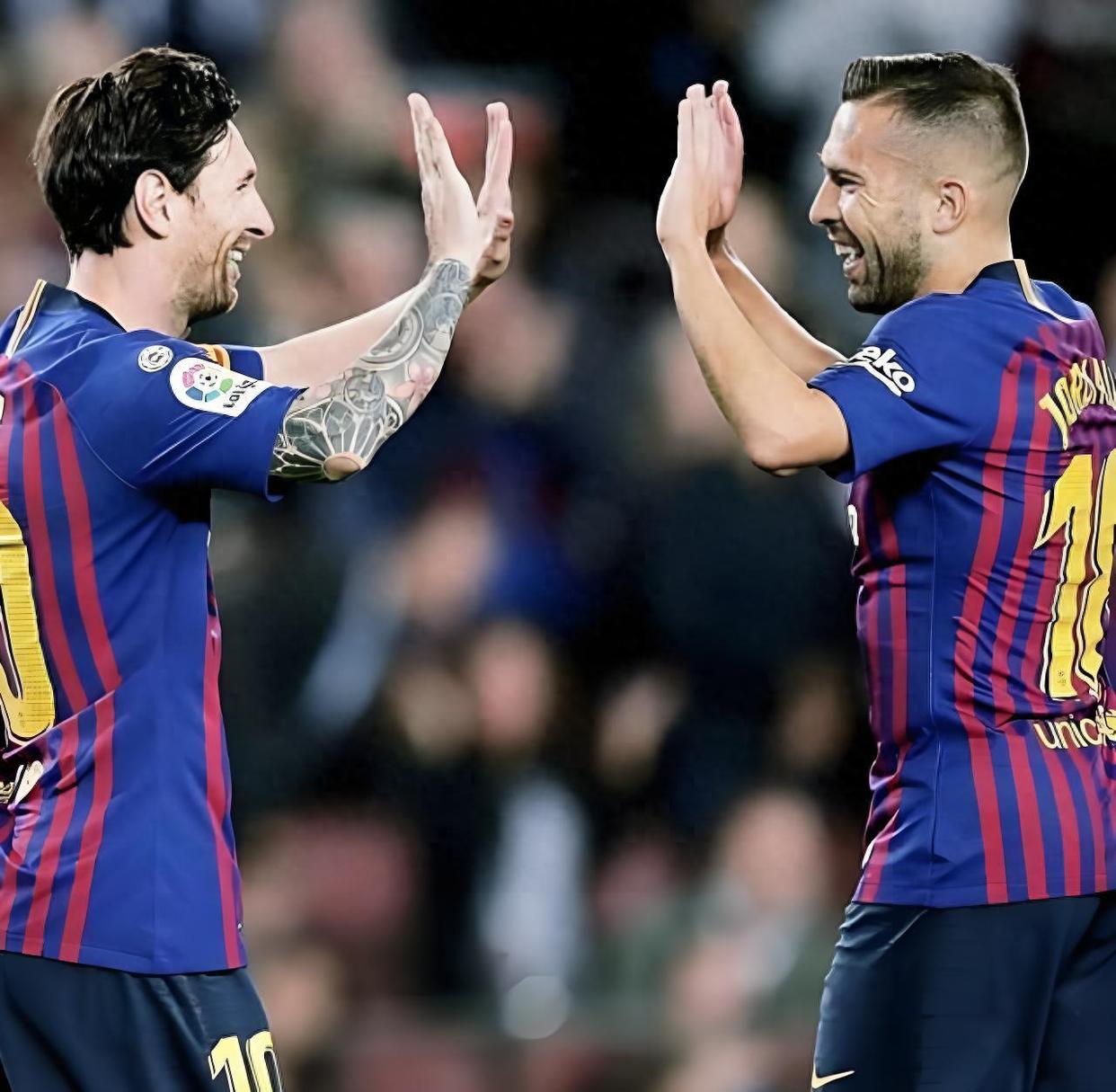 巴萨球迷对梅西离队